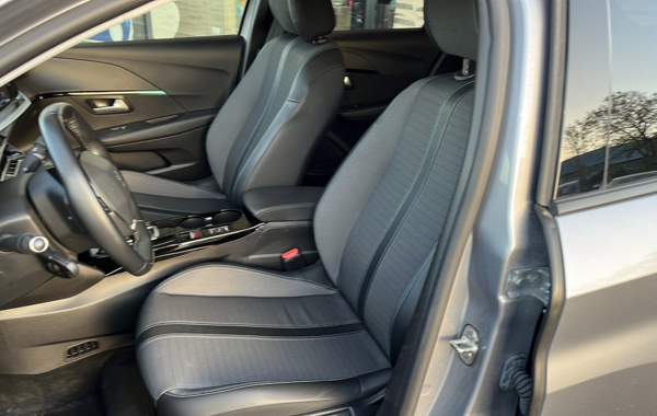 peugeot-208-e-208-136ch-allure - 110054686
