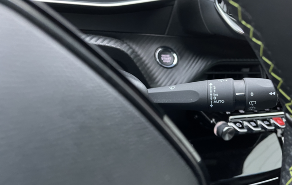 peugeot-2008-e-2008-136ch-gt - 112134686