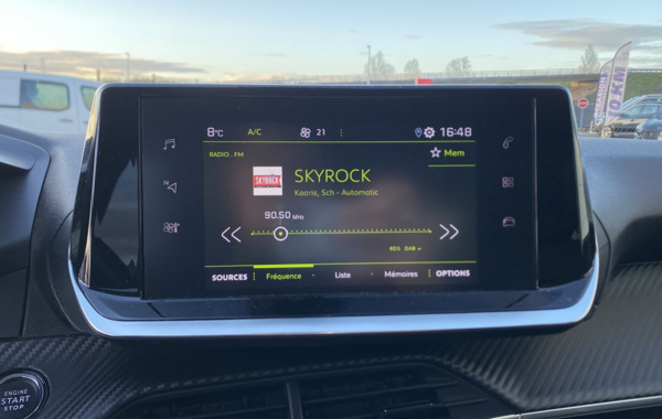 peugeot-2008-1-2-puretech-130ch-s-s-allure-eat8-7cv - 113784686