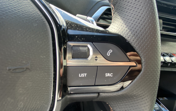 peugeot-3008-1-2-puretech-130ch-s-s-gt-eat8 - 117244686