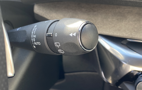 peugeot-3008-1-2-puretech-130ch-s-s-gt-eat8 - 117244686
