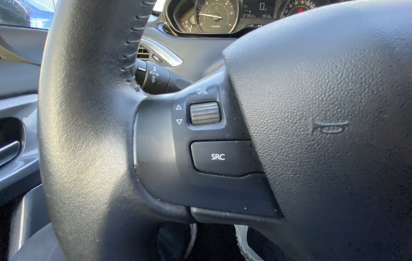 peugeot-2008-1-5-bluehdi-100ch-e6-c-style-s-s-bvm5 - 134324686
