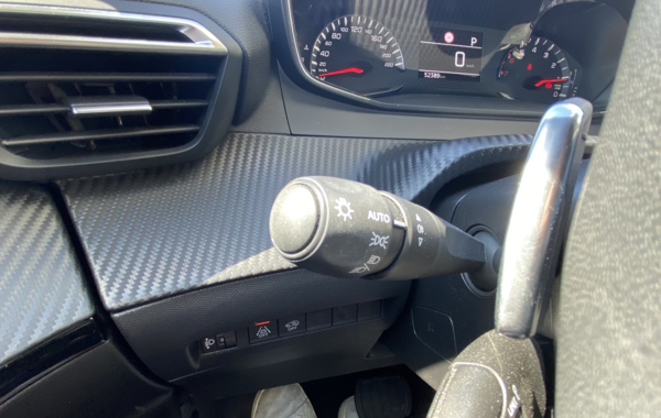 peugeot-2008-1-5-bluehdi-130ch-s-s-allure-eat8 - 144164686