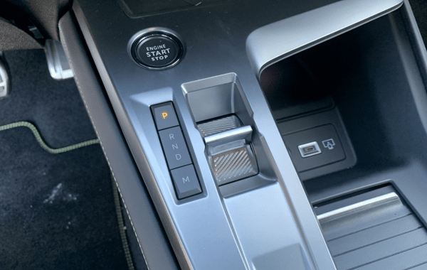 peugeot-308-1-2-puretech-130ch-s-s-gt-eat8 - 675734713