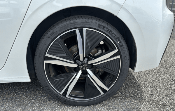 peugeot-308-1-2-puretech-130ch-s-s-gt-eat8 - 761954713