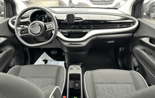 fiat-500-e-95ch-action - 763294713