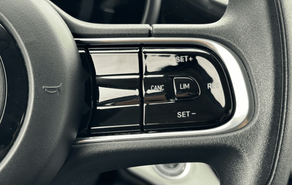 fiat-500-e-95ch-action - 763294713