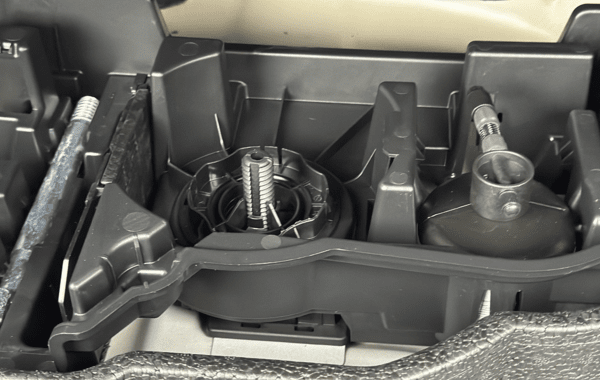 peugeot-2008-1-2-puretech-130ch-s-s-gt-eat8 - 789864713