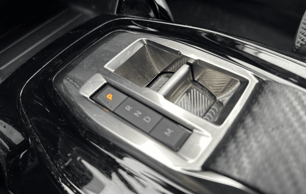 peugeot-2008-1-2-puretech-130ch-s-s-gt-eat8 - 789864713