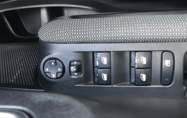 citroen-c3-aircross-bluehdi-100ch-s-s-shine-e6-d-temp - 817074713