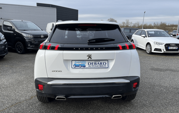 peugeot-2008-1-2-puretech-130ch-s-s-allure-eat8 - 828404713