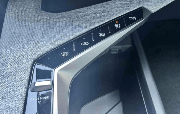 peugeot-5008-hybrid-145ch-allure-e-dcs6 - 877824713