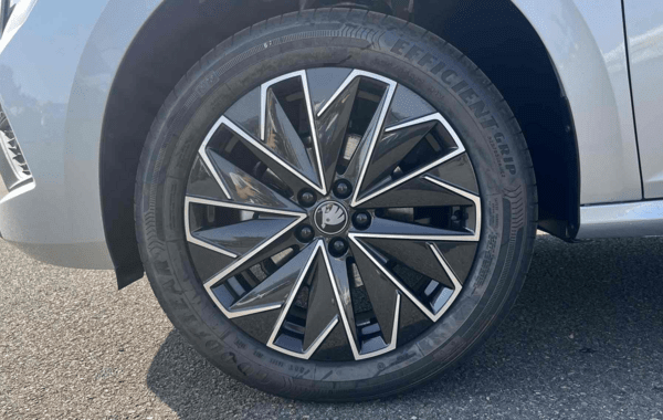 skoda-kamiq-1-0-tsi-evo-2-116ch-selection-dsg7 - 884744713