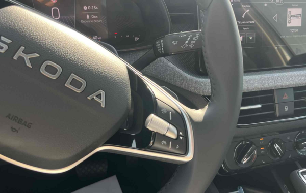 skoda-kamiq-1-0-tsi-evo-2-116ch-selection-dsg7 - 885224713