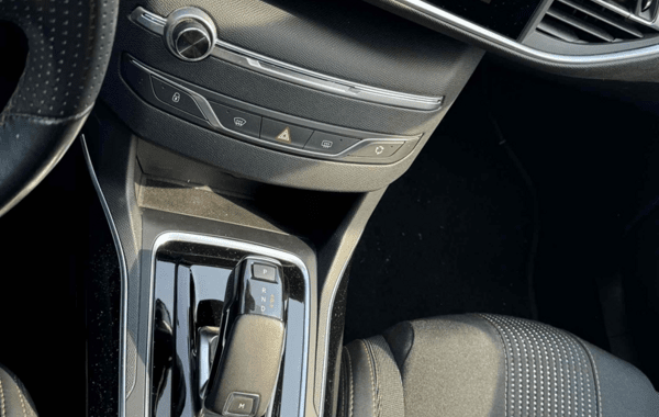 peugeot-308-1-2-puretech-130ch-s-s-gt-eat8 - 893664713