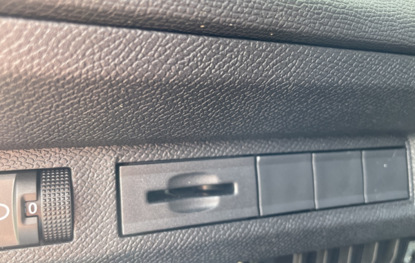 peugeot-308-sw-1-5-bluehdi-130ch-s-s-allure-pack - 100174686