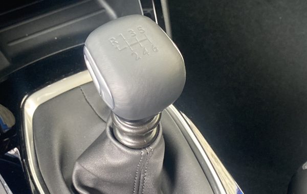 peugeot-2008-1-2-puretech-130ch-s-s-allure - 100344686