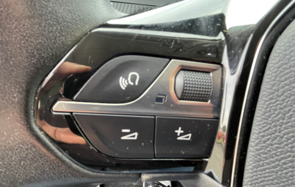 peugeot-2008-1-2-puretech-130ch-s-s-allure-124g - 101184686