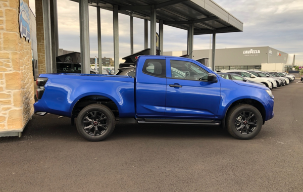 isuzu-d-max-1-9-ddi-164ch-n60-ff-space-a-t - 106174686