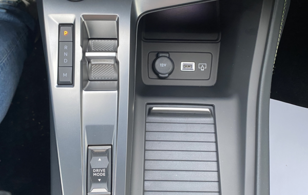 peugeot-308-1-2-puretech-130ch-s-s-gt-eat8 - 109794686