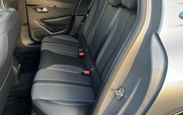 peugeot-208-e-208-136ch-allure - 110054686