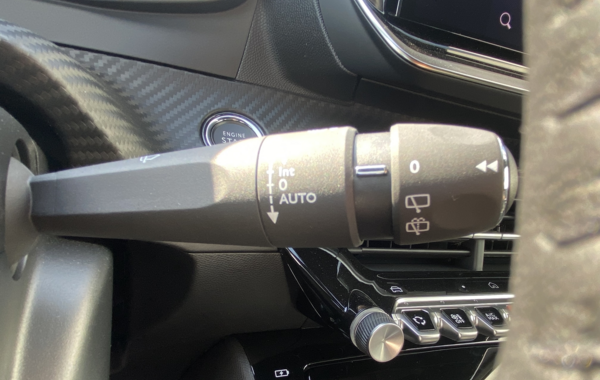 peugeot-2008-1-2-puretech-100ch-s-s-allure - 111694686