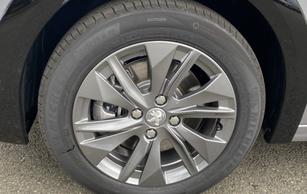 peugeot-208-e-208-136ch-allure-pack - 111954686