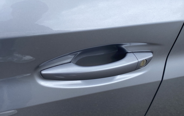 peugeot-208-e-208-136ch-allure-pack - 111954686