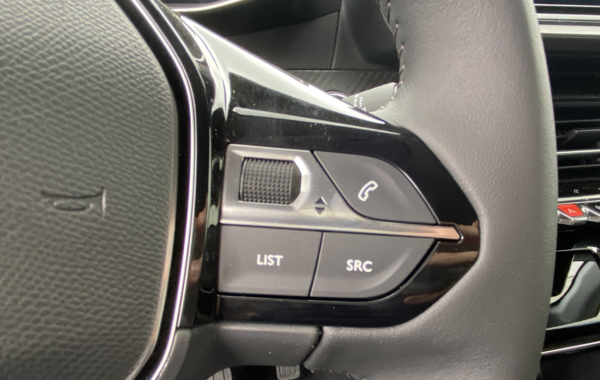 peugeot-208-e-208-136ch-allure-pack - 111954686