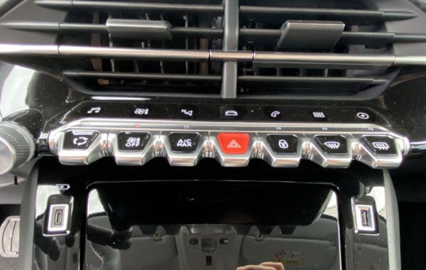 peugeot-208-e-208-136ch-allure-pack - 111954686