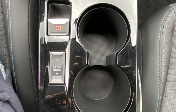 peugeot-208-e-208-136ch-allure-pack - 111954686