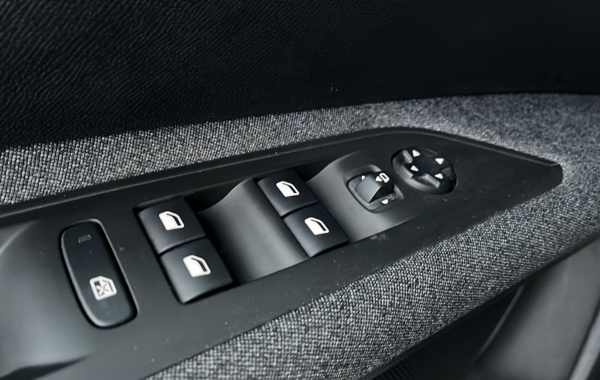 peugeot-3008-1-2-puretech-130ch-active-business-s-s - 112074686