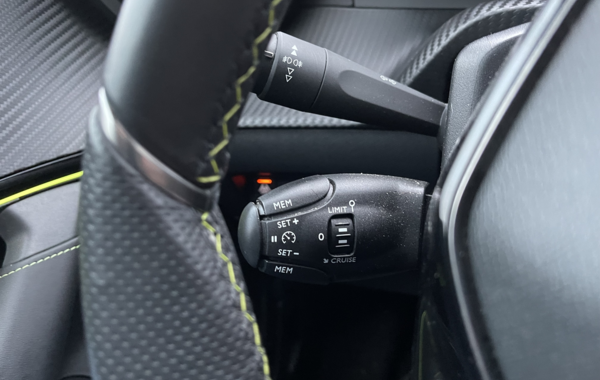 peugeot-2008-e-2008-136ch-gt - 112134686