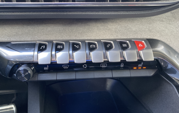 peugeot-3008-1-5-bluehdi-130ch-s-s-gt-eat8 - 112184686