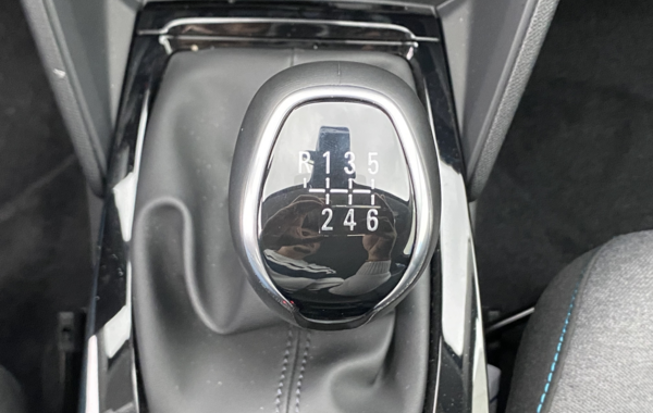 citroen-c4-puretech-130ch-s-s-shine - 112274686