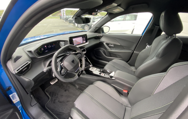 peugeot-2008-1-2-puretech-130ch-s-s-gt-eat8 - 112574686