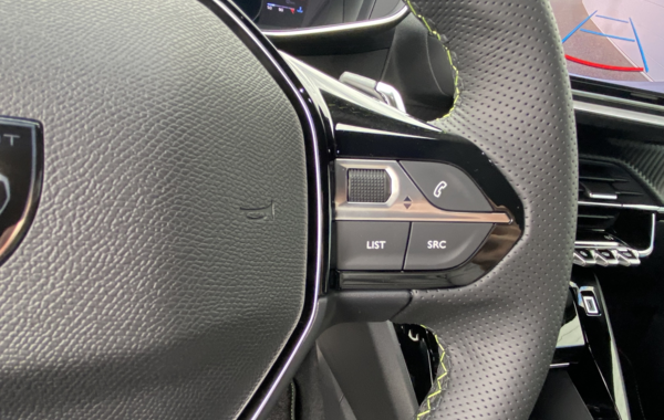 peugeot-2008-1-2-puretech-130ch-s-s-gt-eat8 - 112574686