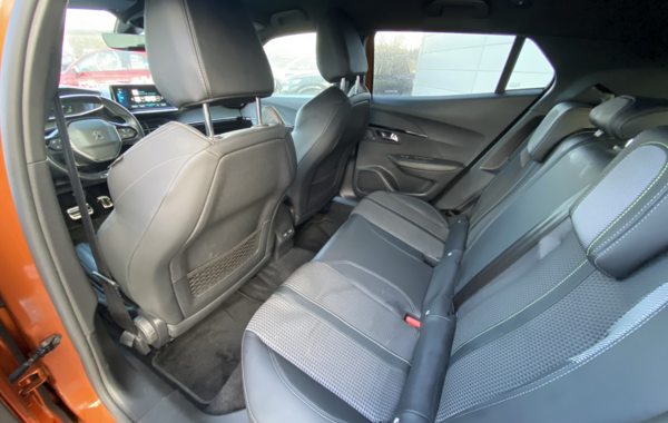 peugeot-2008-e-2008-136ch-gt - 113024686