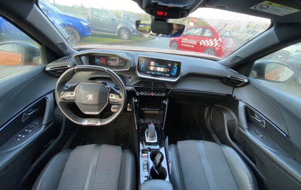 peugeot-2008-e-2008-136ch-gt - 113024686