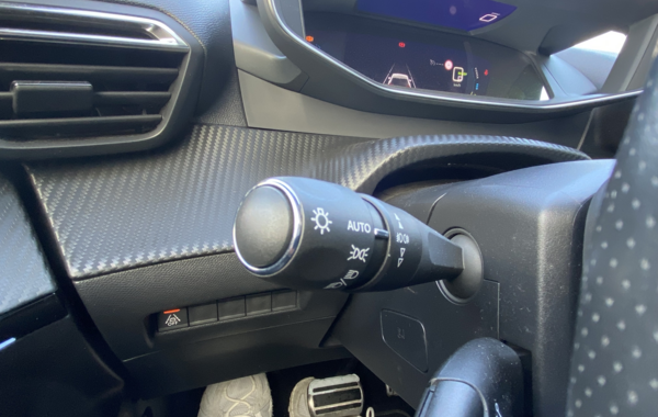 peugeot-2008-e-2008-136ch-gt - 113024686