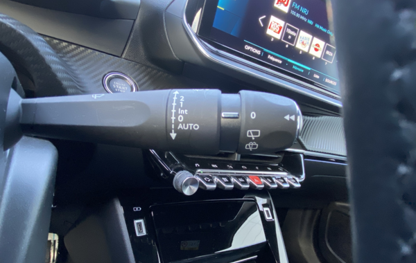 peugeot-2008-e-2008-136ch-gt - 113024686