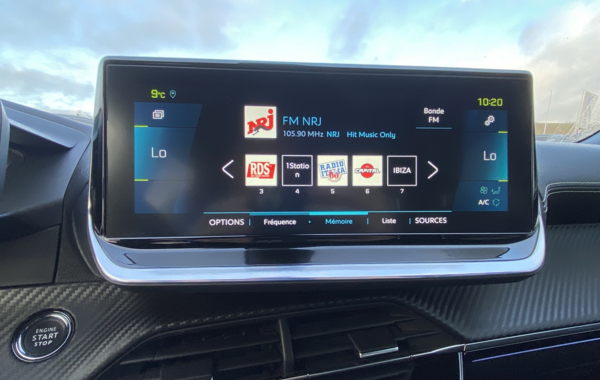 peugeot-2008-e-2008-136ch-gt - 113024686