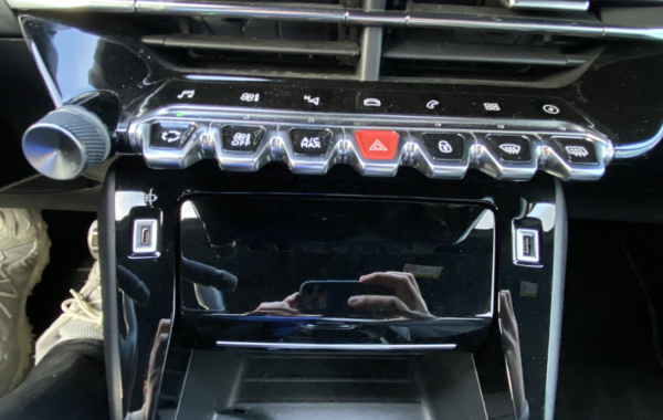 peugeot-2008-e-2008-136ch-gt - 113024686