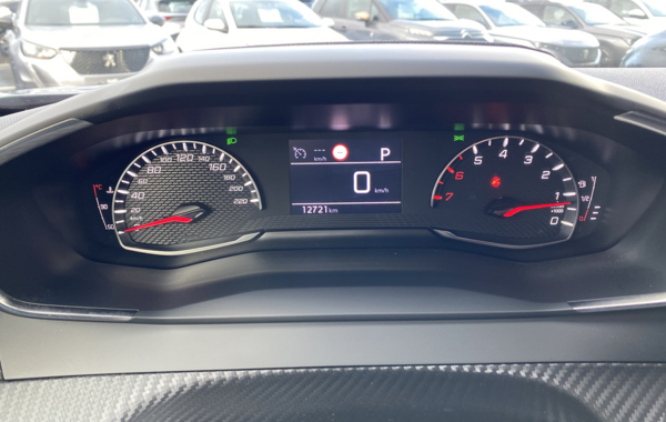 peugeot-2008-1-2-puretech-130ch-s-s-allure-eat8 - 113634686