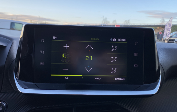 peugeot-2008-1-2-puretech-130ch-s-s-allure-eat8-7cv - 113784686