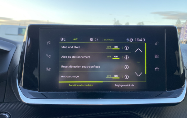 peugeot-2008-1-2-puretech-130ch-s-s-allure-eat8-7cv - 113784686