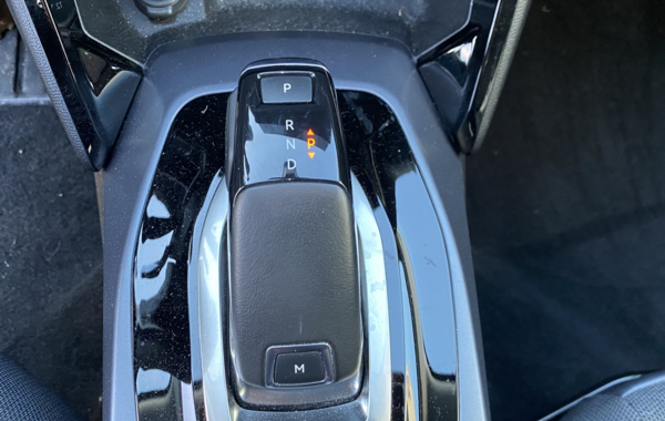 peugeot-2008-1-2-puretech-130ch-s-s-allure-eat8-7cv - 113784686