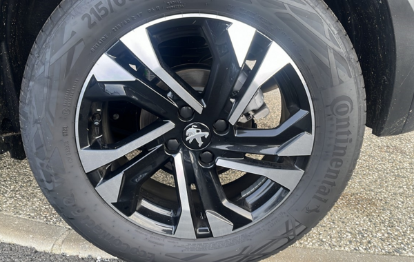 peugeot-2008-1-2-puretech-130ch-s-s-allure-eat8 - 114504686