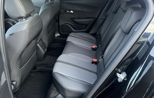 peugeot-2008-1-2-puretech-130ch-s-s-allure-eat8 - 114504686