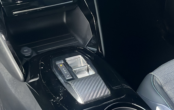 peugeot-2008-1-2-puretech-130ch-s-s-allure-eat8 - 114504686